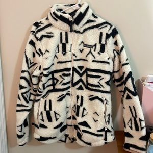 COLUMBIA patterned fleece size medium🤍🤍